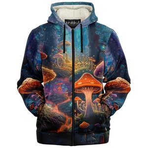 Puede incluir: Una sudadera con capucha negra con cremallera que presenta un estampado psicodélico de un bosque lleno de hongos brillantes. El estampado presenta una variedad de colores, incluyendo naranja, rojo, morado, azul y verde.