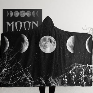 Moon Phase Hooded Blanket - Moon Blanket - Gothic clothing - Witchy Clothing -  Withcy home - Wicca home