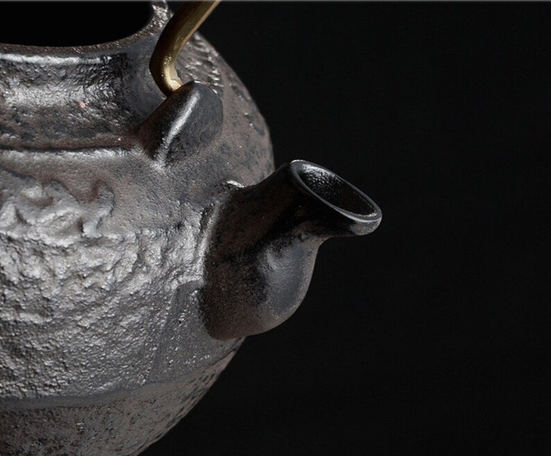 Japanese cast iron kettle vintage style large handmade Etsy