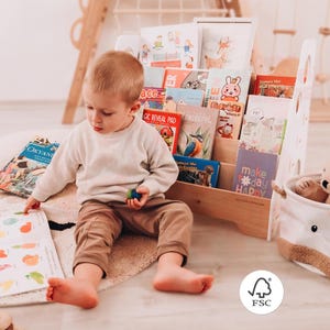 Estante de chão Montessori, estante para crianças, armazenamento de madeira para crianças, estante de livros frontal para berçário, móveis Montessori para crianças
