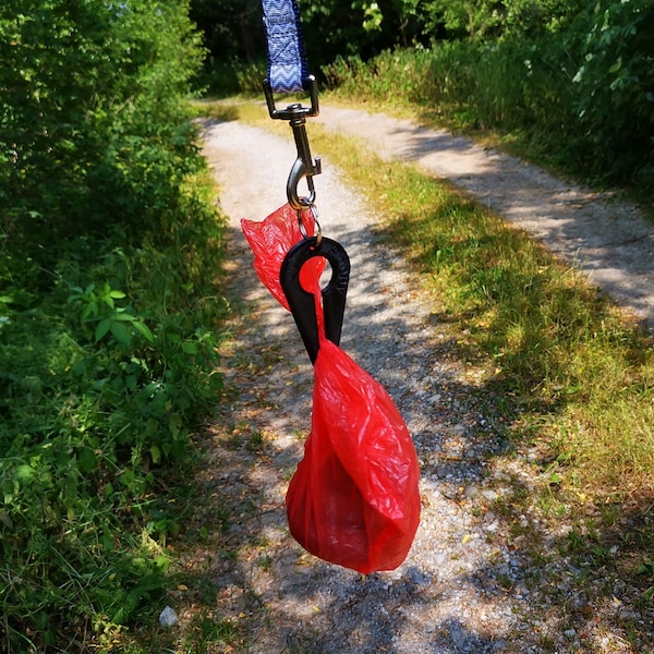 Poopy der Kotbeutelhalter - Hundekotbeutelhalter