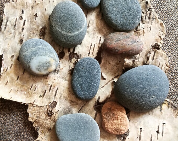 Beach stones beautiful stones from the Baltic Sea stones Size 1.4-2.0 3.5-5.0cm 10 stones,interesting stones,different size