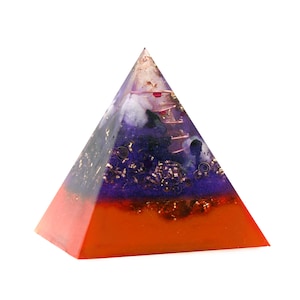 Orgonite Spiritual Protection Pyramid - Quartz Crystal Point in Copper, Moonstone, Amethyst, Elite Shungite, Black Tourmaline, Carnelian,