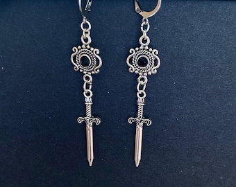 Dague gothique/Boucles d'oreilles épée/Bijoux gothiques/Boucles d'oreilles gothiques/Boucles d'oreilles grunge/EMO/Boucles d'oreilles rock/Boucles d'oreilles punk/Cadeaux d'anniversaire goth