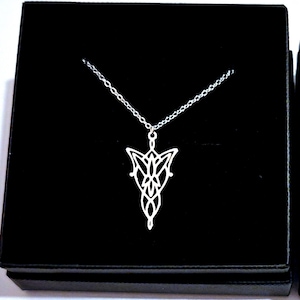 Lord of the Rings Elvish Arwen Evenstar stainless steel silver or gold necklace.  Perfect for LOTR fans/Alternative Birthday gifts/Cosplay