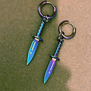 Pendientes unisex de daga/espada/joyería gótica/pendientes góticos/grunge/regalos para góticos