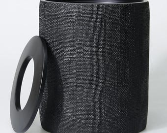 Black Trash Can – Modern Bathroom & Kitchen Waste Bin – Natural Collection