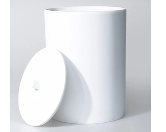 Poubelle cylindrique Victoria avec couvercle plat manuel de couleur blanche / Poubelle en résine pour salle de bain, cuisine et bureau à domicile / Expédition express