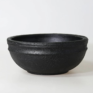 Vitale Plant Pots / Modern and Elegant Flower Pots / Large Bowls / Luxury Pots in Black and Different Colors