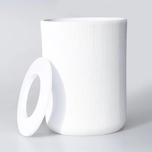 Resin Trash Can with Lid: Modern Bathroom, Kitchen Waste Bin