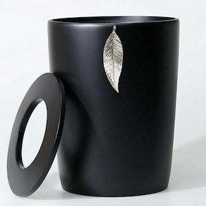 Resin Leaf Trash Can: Black & Gold Bathroom Decor with Lid