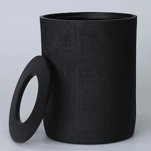 Resin Linen-Look Trash Can: Modern Bathroom Waste Bin