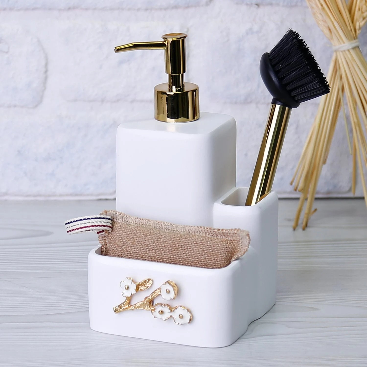 Ceramic Liquid Soap, Soap Dispenser With a Sponge Holder, Liquid Soap,  Kitchen Soap Pump, Handmade Kitchen Decor, Rustic Pottery, Moms Gift 