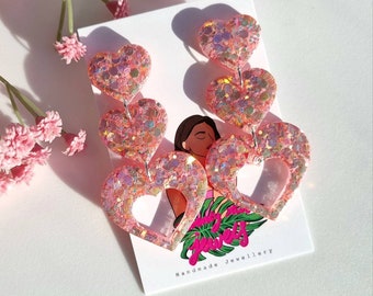 Light pink heart dangle earrings // sparkly baby pink earrings- delicate glittery pink statement earrings- pink accessories- handmade resin