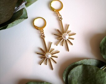 Starburst earrings // available in gold or silver colour- huggie star earrings- small sunburst hoops- accessories for her- stocking filler