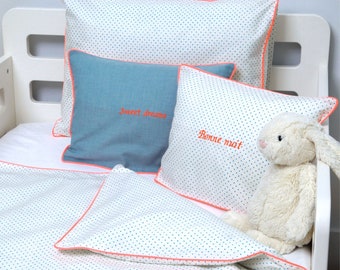 Parure de lit pour bébé ou petit enfant en coton biologique avec housse et taie d'oreiller en blanc crème avec pois bleu  -2 tailles dispo