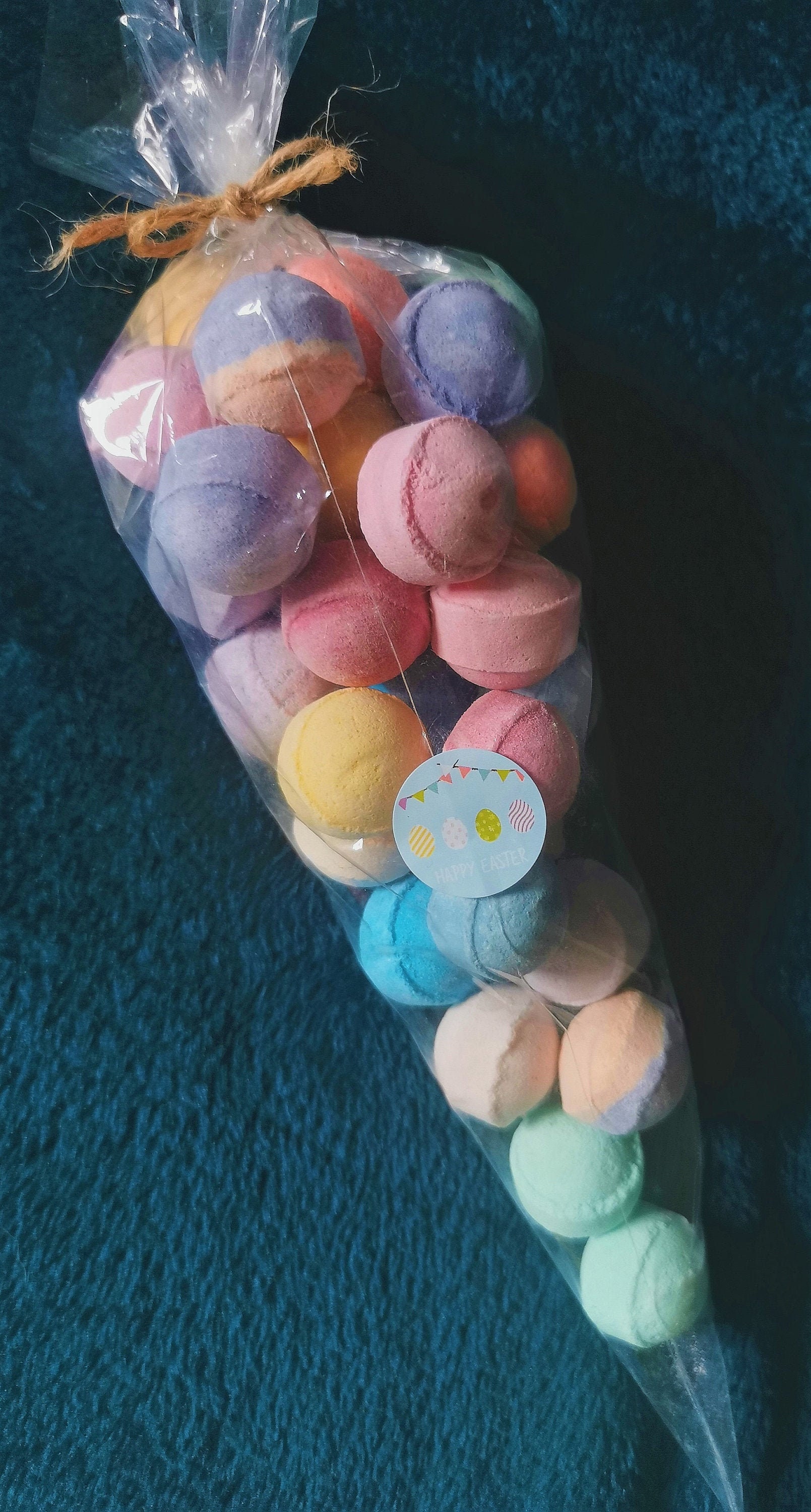 30 Assorted Mixed Mini Bath Marbles Chill Pills Fizzers Bombs Wedding Favours Fruity Sweet Happy Easter Kids Gift Wrapped Set Cone Bag