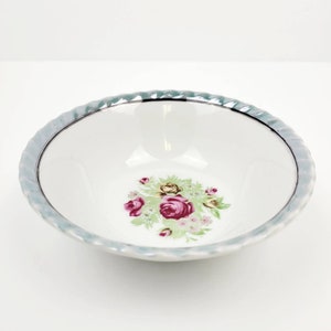 Vintage Lusterware Floral Cereal Bowl 6&quot; Scalloped Rim Japan EUC