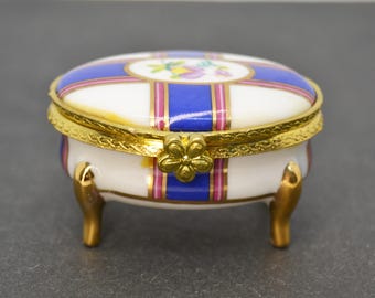 porcelain pillbox, collectible pillbox, vintage pillbox, new pillbox, porcelain collections, gift for her, gift for him, ring box