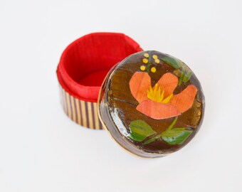 mini straw box, chinese miniatures, vintage pillbox, retro pillbox, collection pillbox, women gift, christmas gift