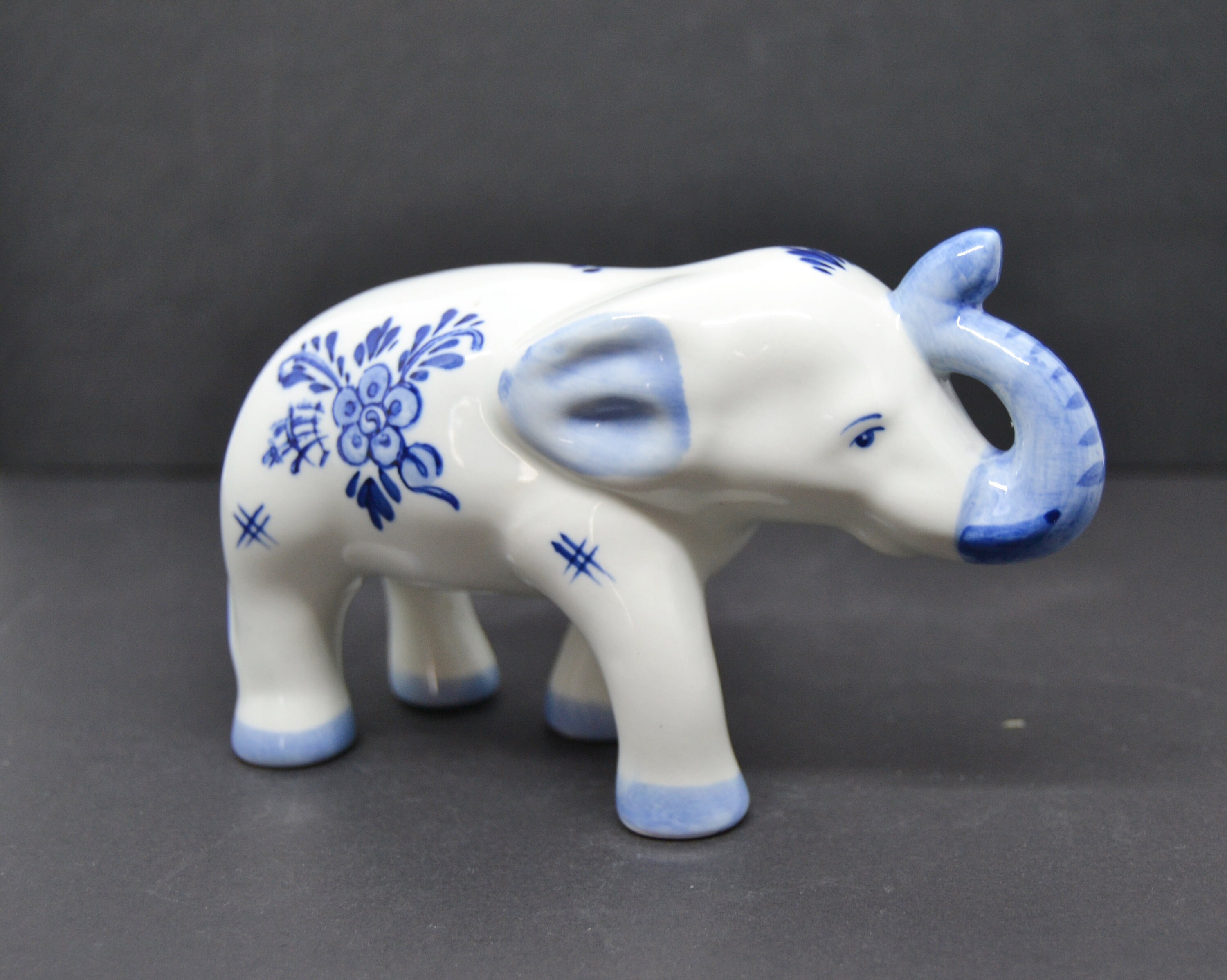 Handpainted, Delfts Blauw 506,vintage Porcelain Elephant