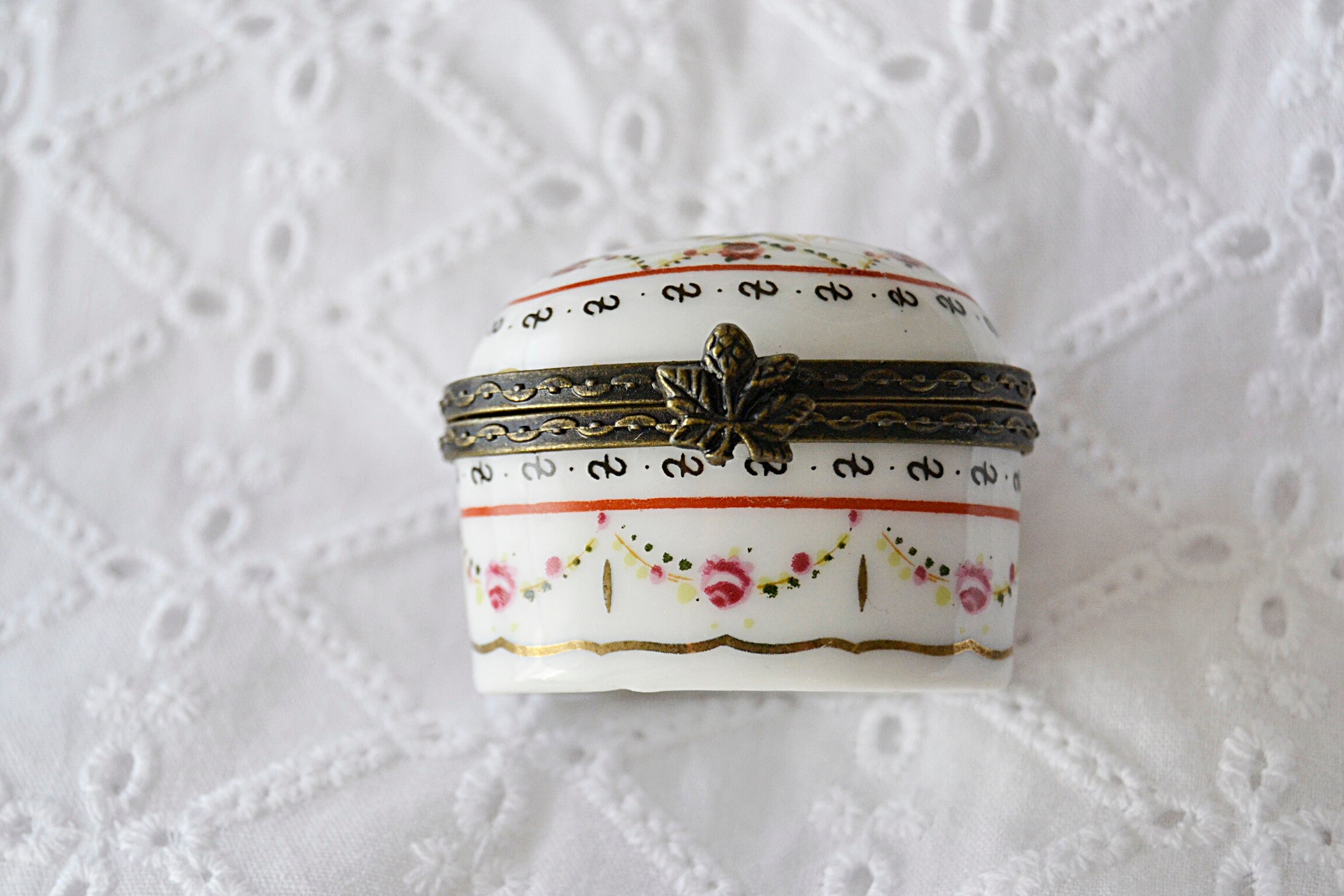 Daily Pill Box Small Pill Box Vintage Pill Box Etsy UK