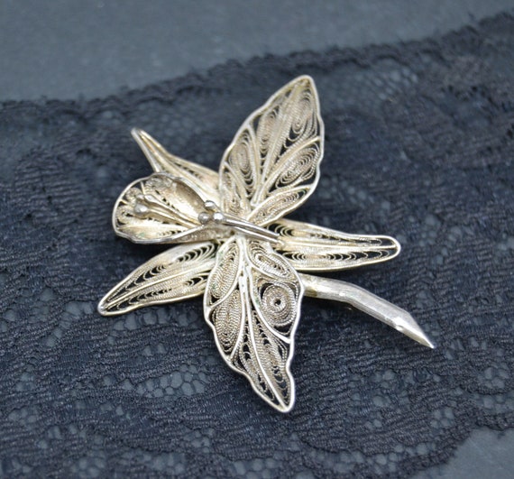 Broche PAPILLON EN FILIGRANE D'ARGENT Vers les années 1920 - France