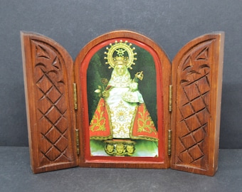 small religious triptych, wooden religious triptych, religious decoration, home decoration, vintage triptych, our lady,