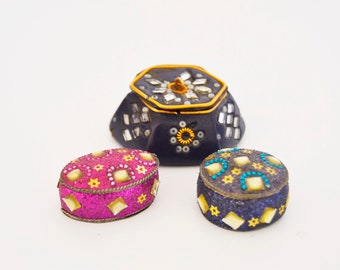 three mini boxes, three pillboxes, vintage pillbox, pillboxes, pillbox set, pillbox collection,