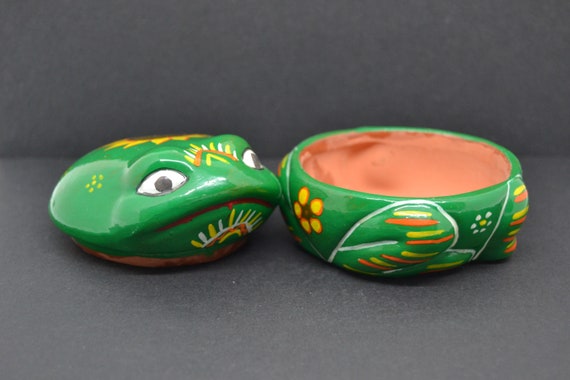 ceramic frog, frog jewelry box, clay frog, green … - image 5