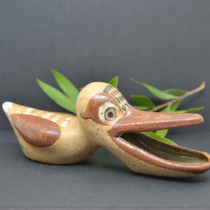 vintage pelican figure, terracotta pelican, mexico pelican, mexico figure, mexico crafts, vintage ceramic figure, mexican art, mexico decor