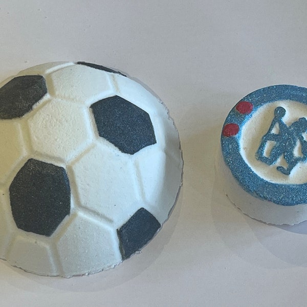 Surprise football bath bomb Gift set