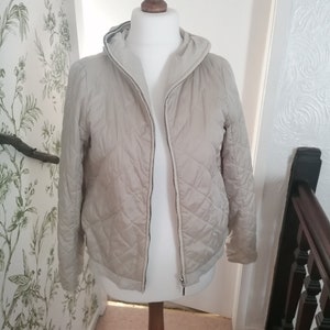 S MaxMara Silver grey Quilted jacket. Made in Italy
