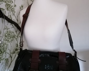 Bolso de piel de diseño Legal Treasure. Hecho en Italia.