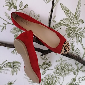 Authentic Guess Designer Suede Shoes