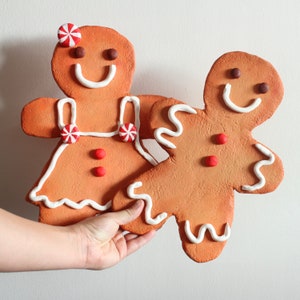 Handmade New Pair of Giant Gingerbread Man Woman Christmas Sculpture Fake Food candy Home Decor Art Prop Cosplay Unusual Weird Gifts image 2