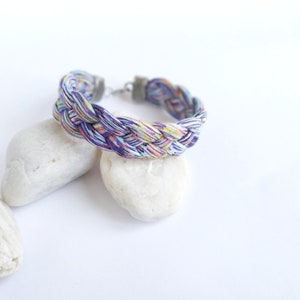 Kit  con instrucciones para hacer una pulsera trenzada facil
