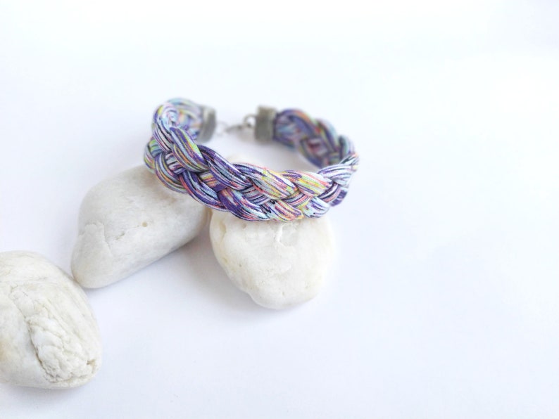 Kit  con instrucciones para hacer una pulsera trenzada facil