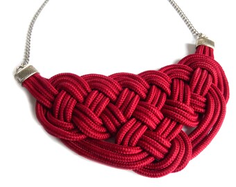 Kit to make a Celtic knot rope necklace, materials to make a macramé necklace, diy tutorial macramé celtic necklace, kit diy for adult