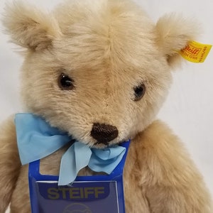 STEIFF - Mohair International Teddybär Reisepass - &quot;Teddybaer&quot; - EAN 0245/40