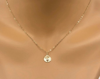 Guldfyllt sanddollarhalsband • Litet sanddollarhalsband • Smycken i havet • Halsband i lager • Vardagshalsband • Elegant halsband