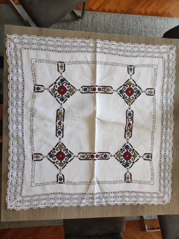 ヴィンテージハンドメイド刺繍テーブルクロス：ホワイトリネン、かぎ針