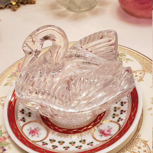 Small Crystal Swan Box / Crystal Jewelry Box / Crystal Trinket Box / Small Candy Dish / Home Decor