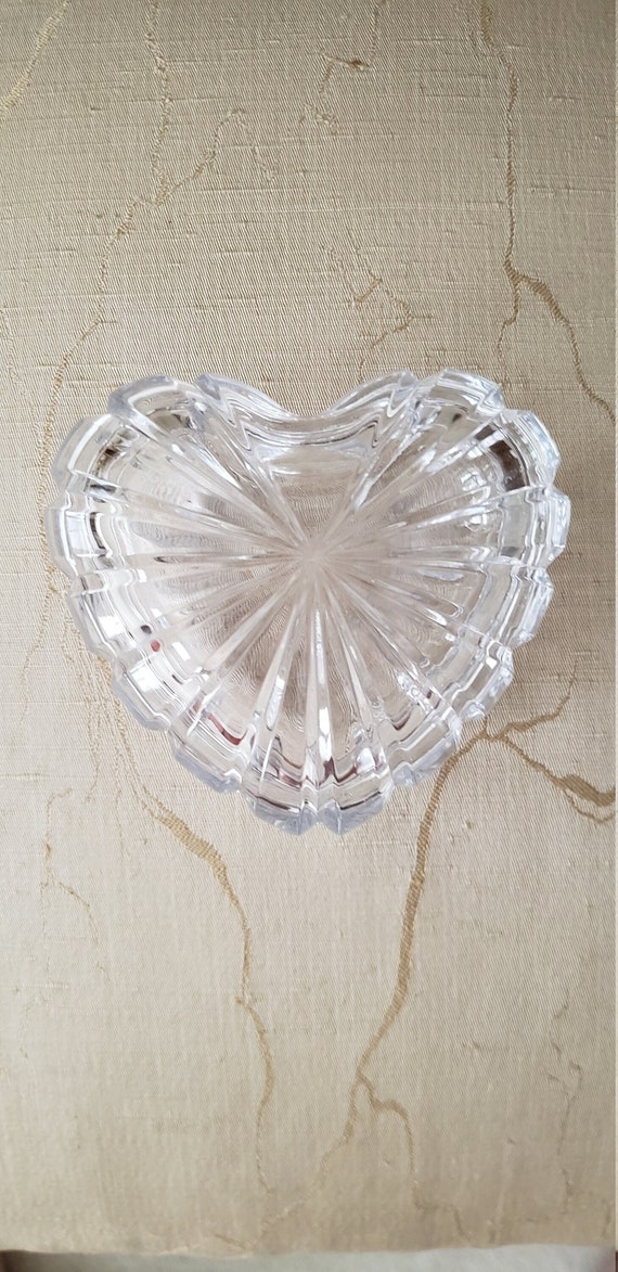 Crystal Puffed Heart Box with Lid / Crystal Vanit… - image 1