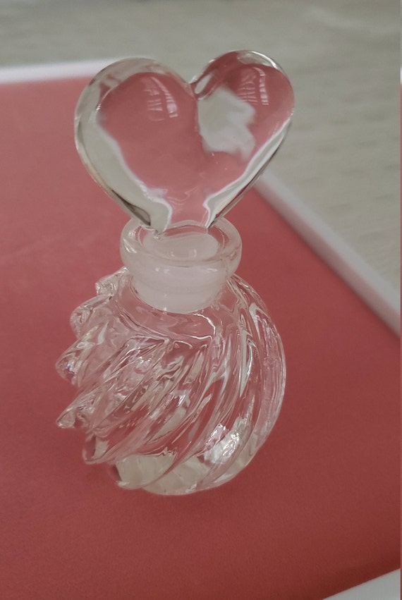 Crystal Perfume Bottle with Heart Stopper / Heart… - image 6