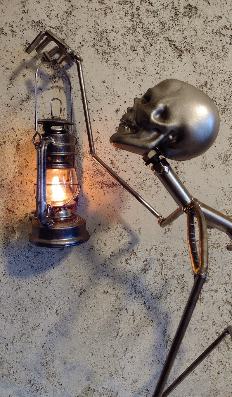 Skeleton, floor lamp, skeleton lamp, metal skeleton with oil lamp, gothic, height 70 cm, floor lamp, 30 inches, metal image 6