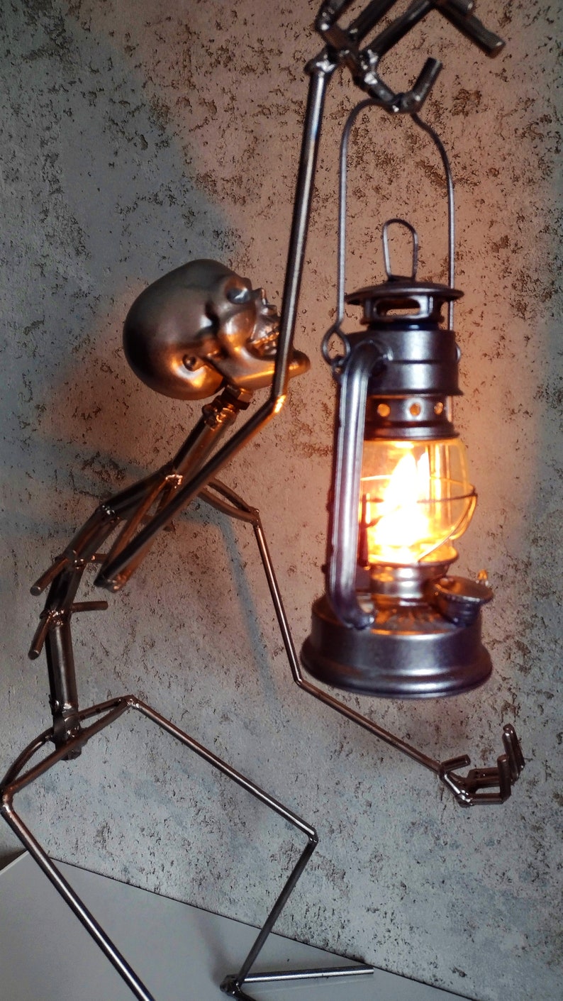 Skeleton, floor lamp, skeleton lamp, metal skeleton with oil lamp, gothic, height 70 cm, floor lamp, 30 inches, metal image 2