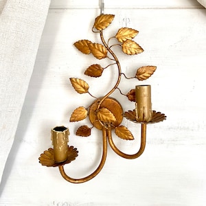 Vintage Florentine sconce 70s gilt tole wall lamp Hollywood regency Hans Kögl Kogl style
