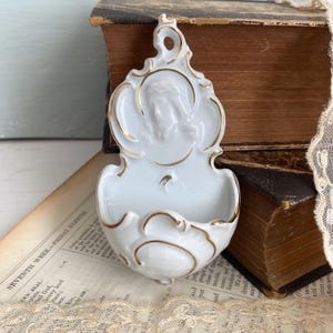 Porcelain holy water font Jesus Gerold Porzellan Bavaria 1930s antique vintage religious wall decor white gold