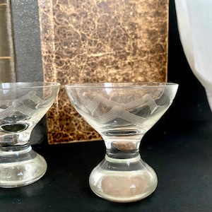 Antique Art Deco shot glasses 1920s etched blown glass set of 2 liqueur brandy glasses